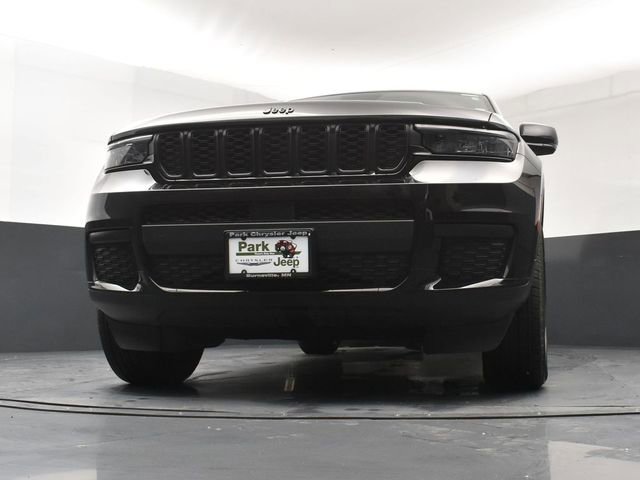 Used 2024 Jeep Grand Cherokee L Altitude AWD/4WD image 20