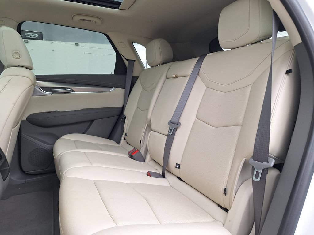 Certified 2023 Cadillac XT5 Premium Luxury FWD image 25
