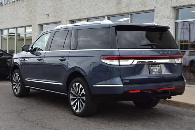 Used 2023 Lincoln Navigator L Reserve AWD/4WD image 12