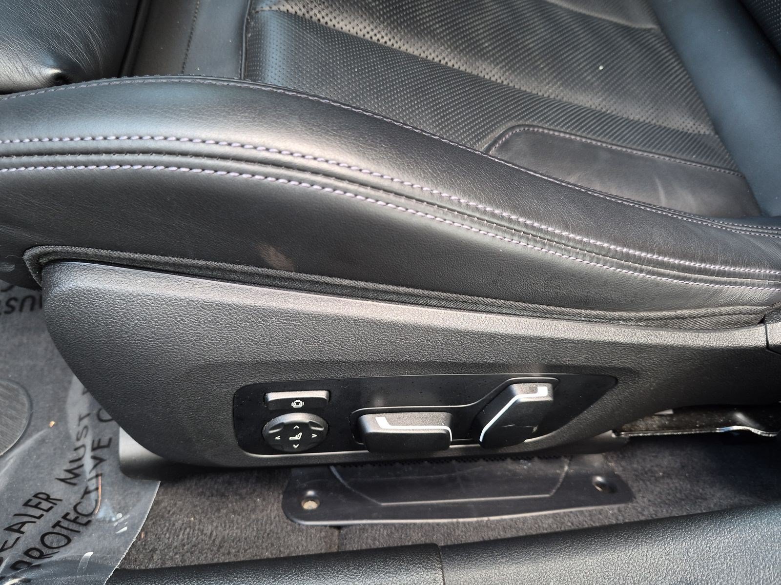Used 2025 BMW M3 Competition AWD/4WD image 17