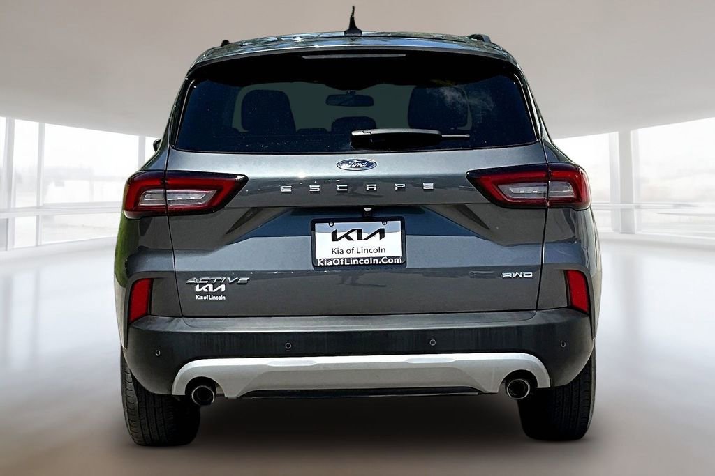 Used 2023 Ford Escape Active w/ Tech Pack #1 AWD/4WD image 5