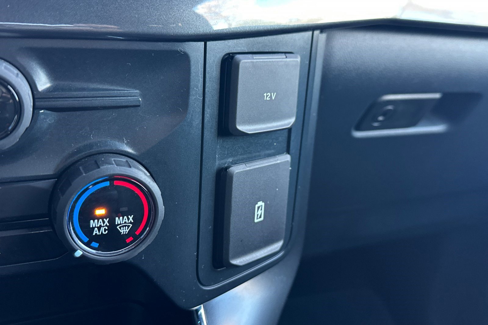 Used 2025 Ford F150 STX w/ STX Black Appearance Package image 37