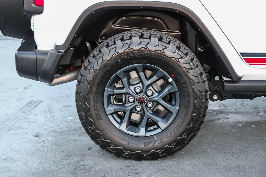 New 2026 Jeep Wrangler Unlimited Sport w/ Dual Top Group AWD/4WD image 12