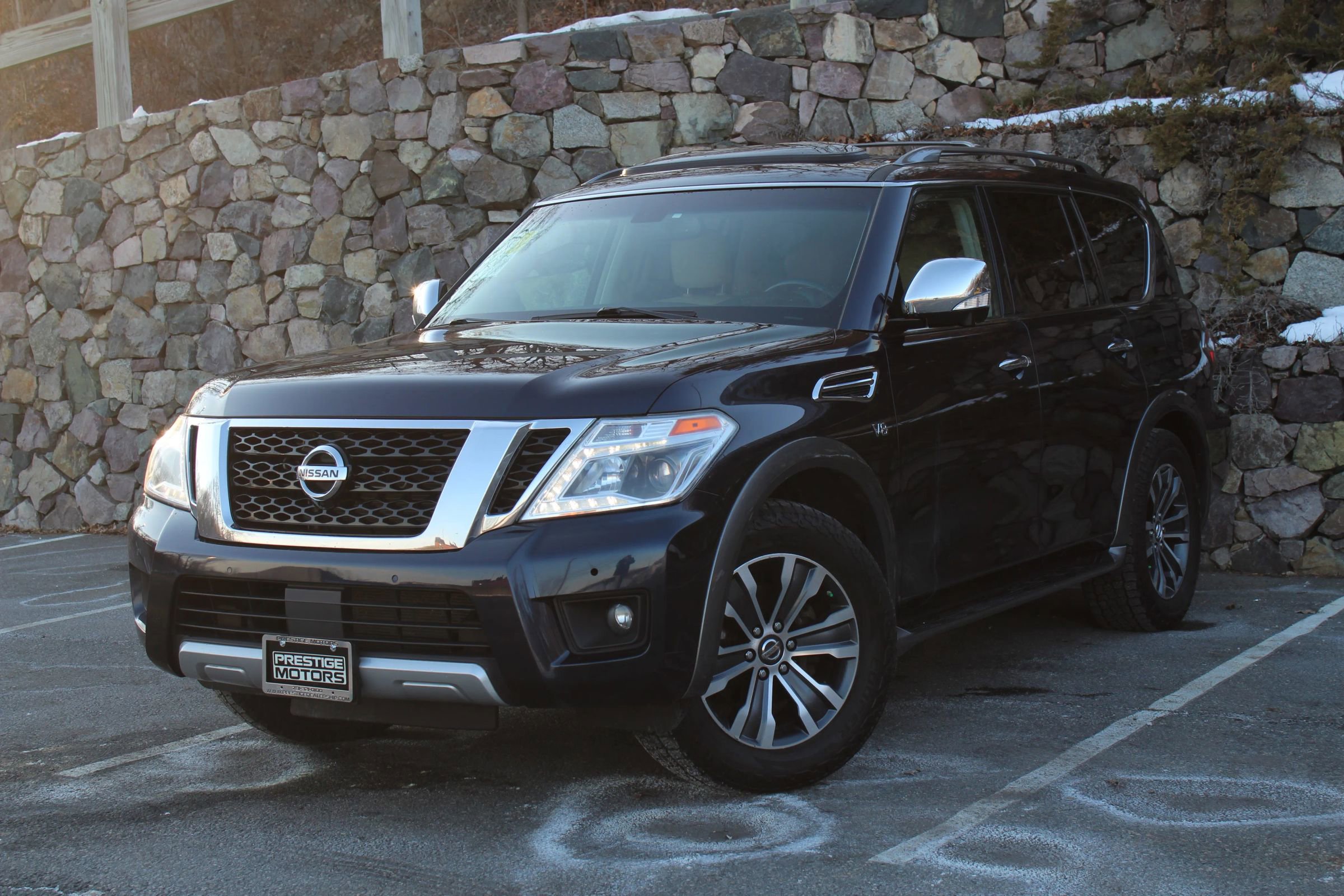 Used 2017 Nissan Armada SL image 2