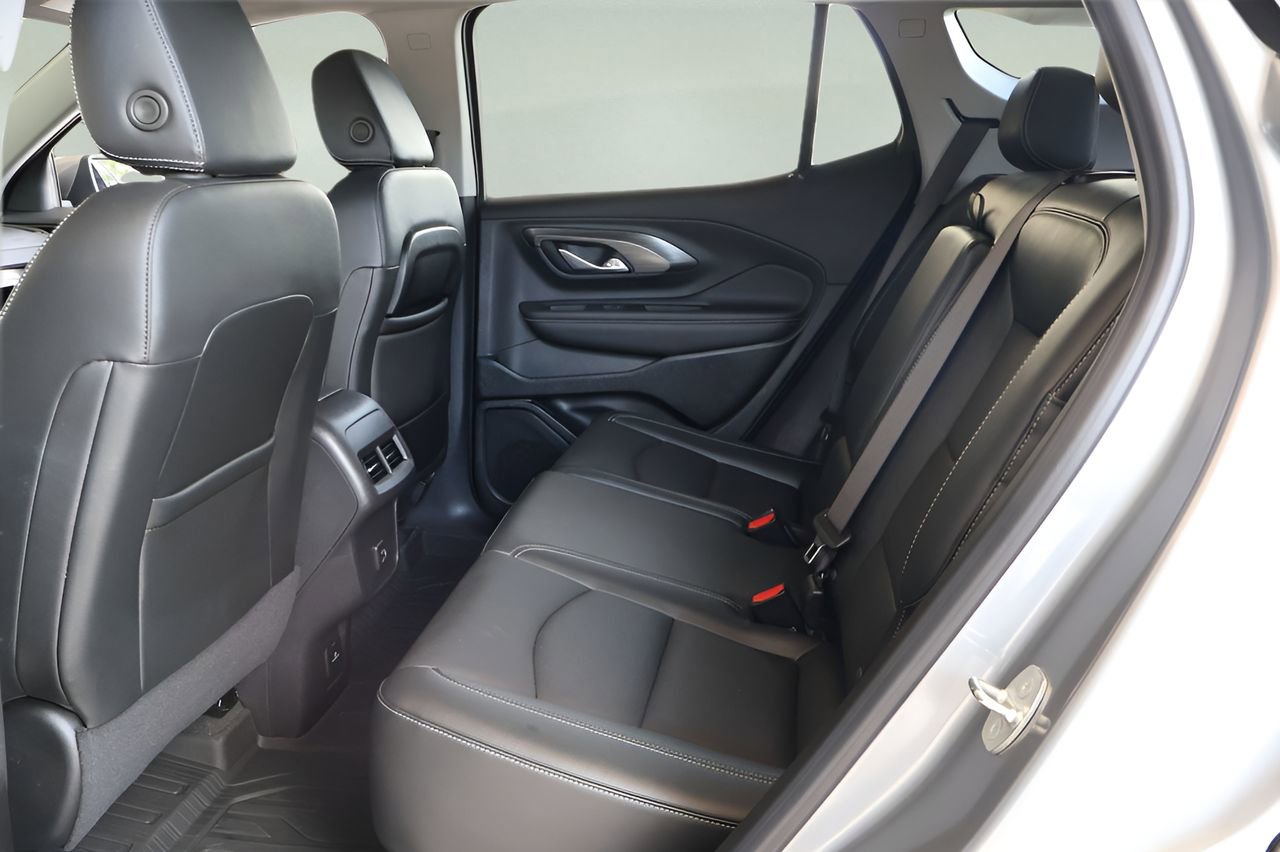 Used 2023 GMC Terrain SLT w/ LPO, Floor Liner Package image 11