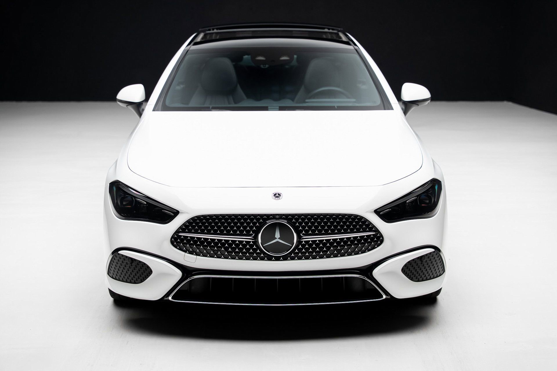 Used 2024 Mercedes-Benz CLE 300 4MATIC Coupe image 6