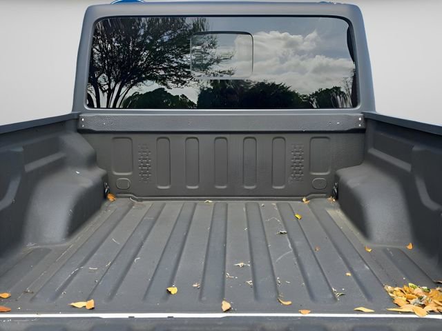 Certified 2023 Jeep Gladiator Willys image 13