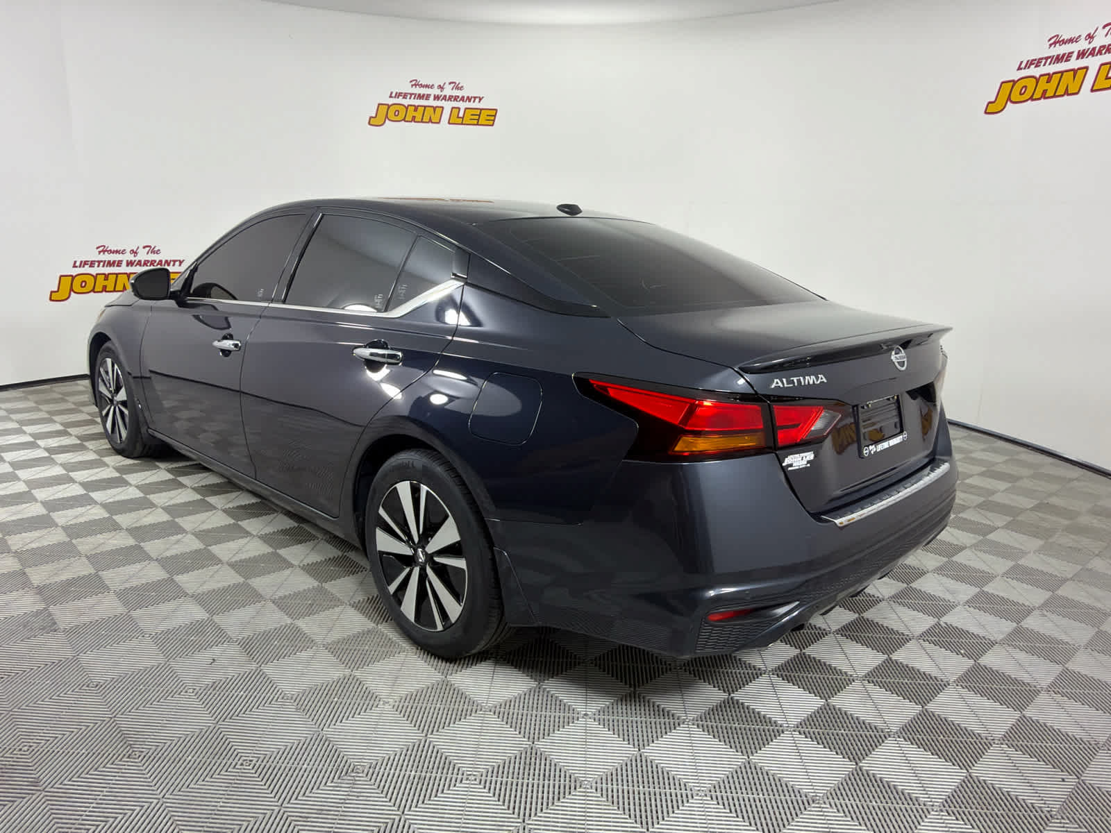 Used 2021 Nissan Altima 2.5 SL FWD image 3