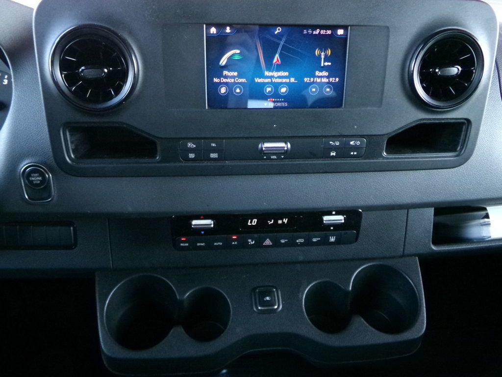Used 2019 Mercedes-Benz Sprinter 2500 image 16