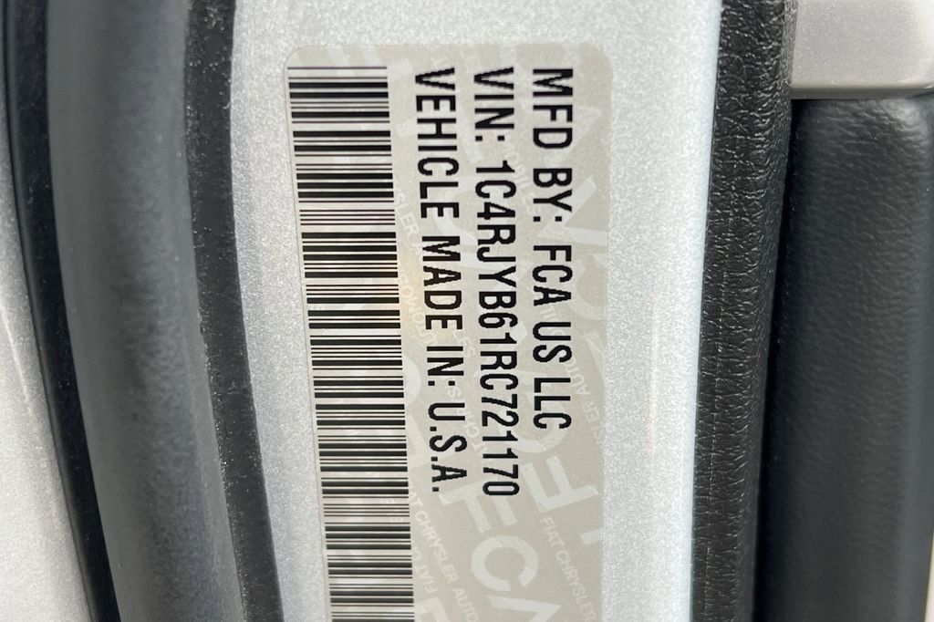 Used 2024 Jeep Grand Cherokee Limited 4xe image 30