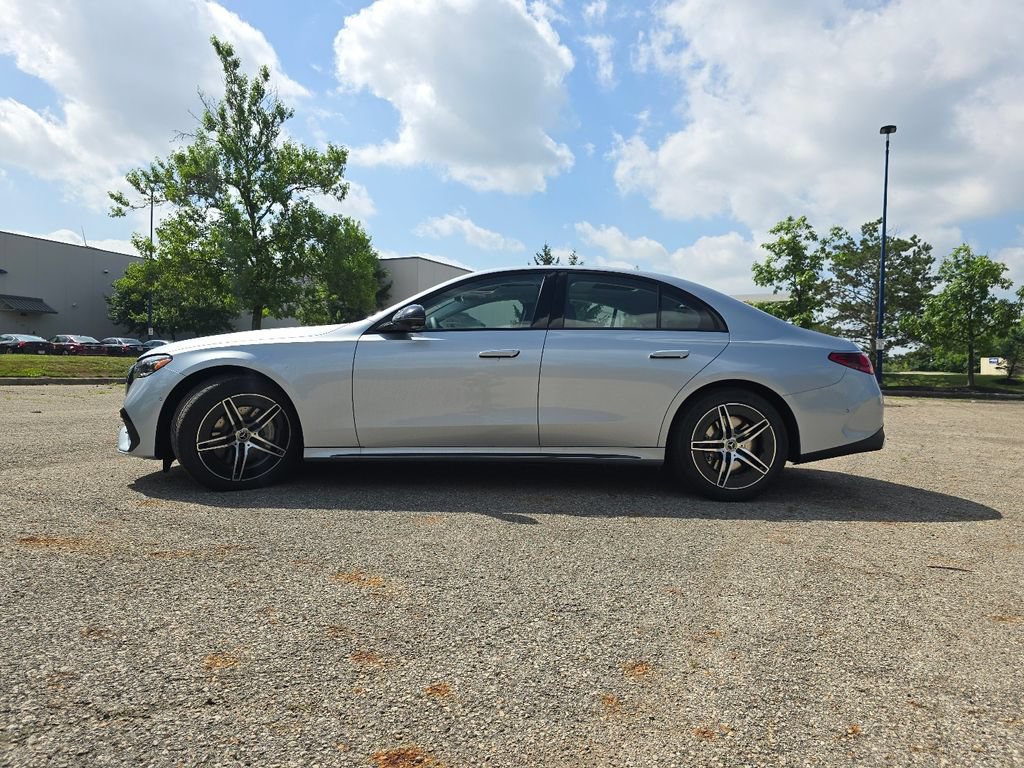 New 2026 Mercedes-Benz E 450 4MATIC Sedan image 14