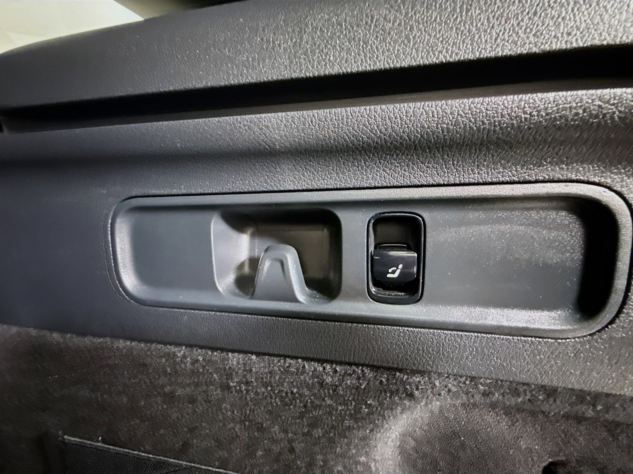 Used 2025 Mercedes-Benz GLC 63 AMG S image 42