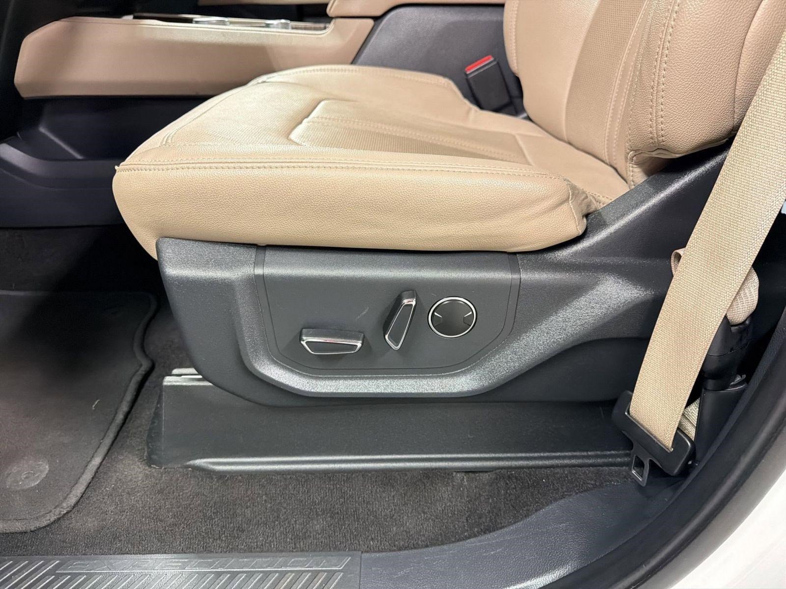 Used 2023 Ford Expedition Max Limited image 10