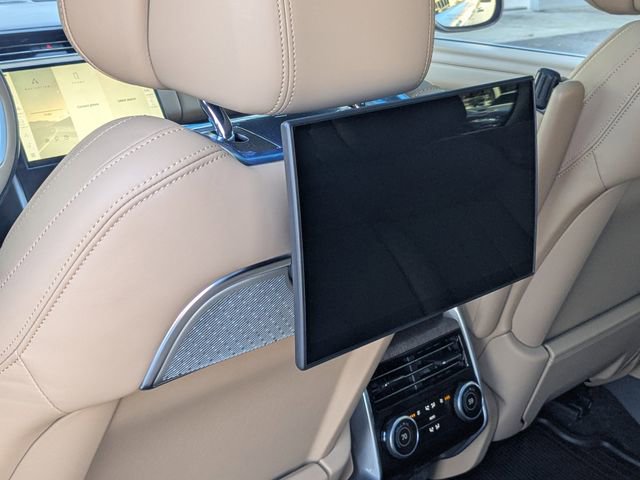 Used 2024 Land Rover Range Rover Autobiography AWD/4WD image 14