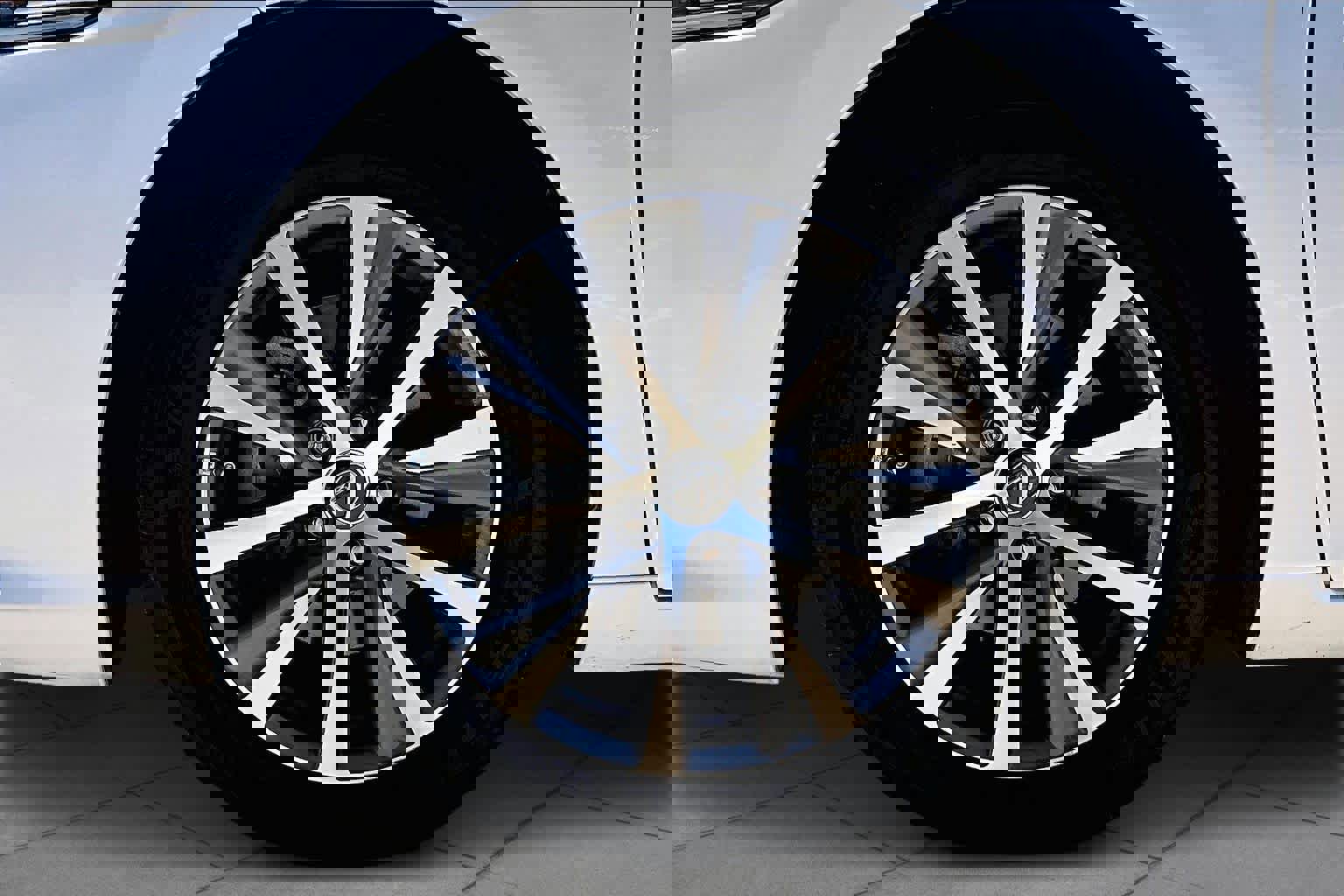 Used 2021 Lexus ES 350 w/ Premium Package image 11