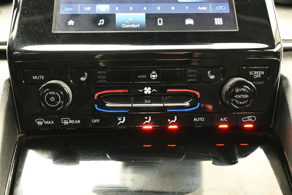 Used 2022 Jeep Grand Cherokee L Laredo w/ Luxury Tech Group I AWD/4WD image 18