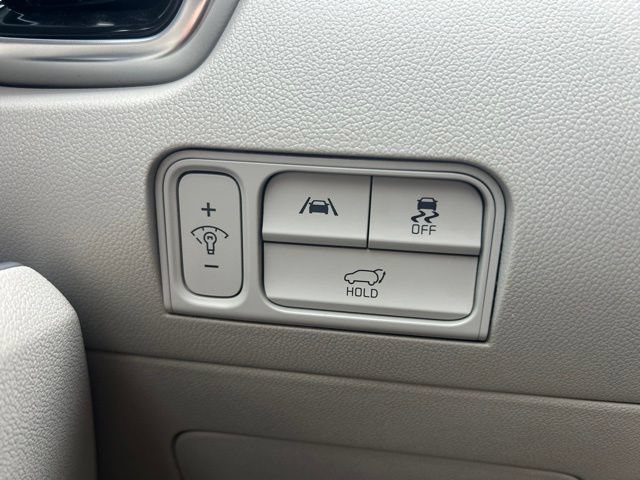 Used 2023 Kia Sorento SX AWD/4WD image 16
