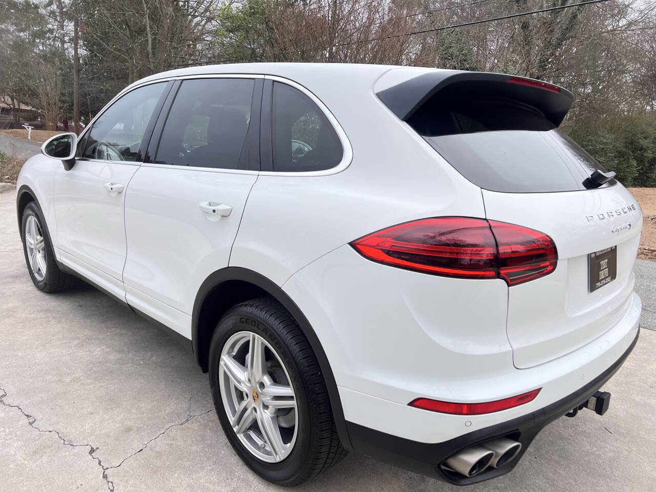 Used 2016 Porsche Cayenne S w/ Premium Package image 9