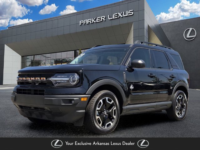 Used 2023 Ford Bronco Sport Outer Banks w/ Tech Package AWD/4WD image 1