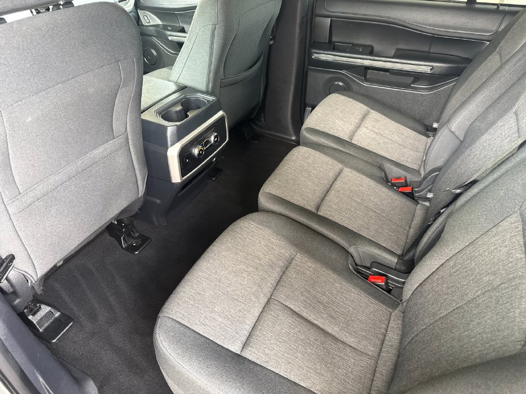 Used 2024 Ford Expedition Max XLT AWD/4WD image 11