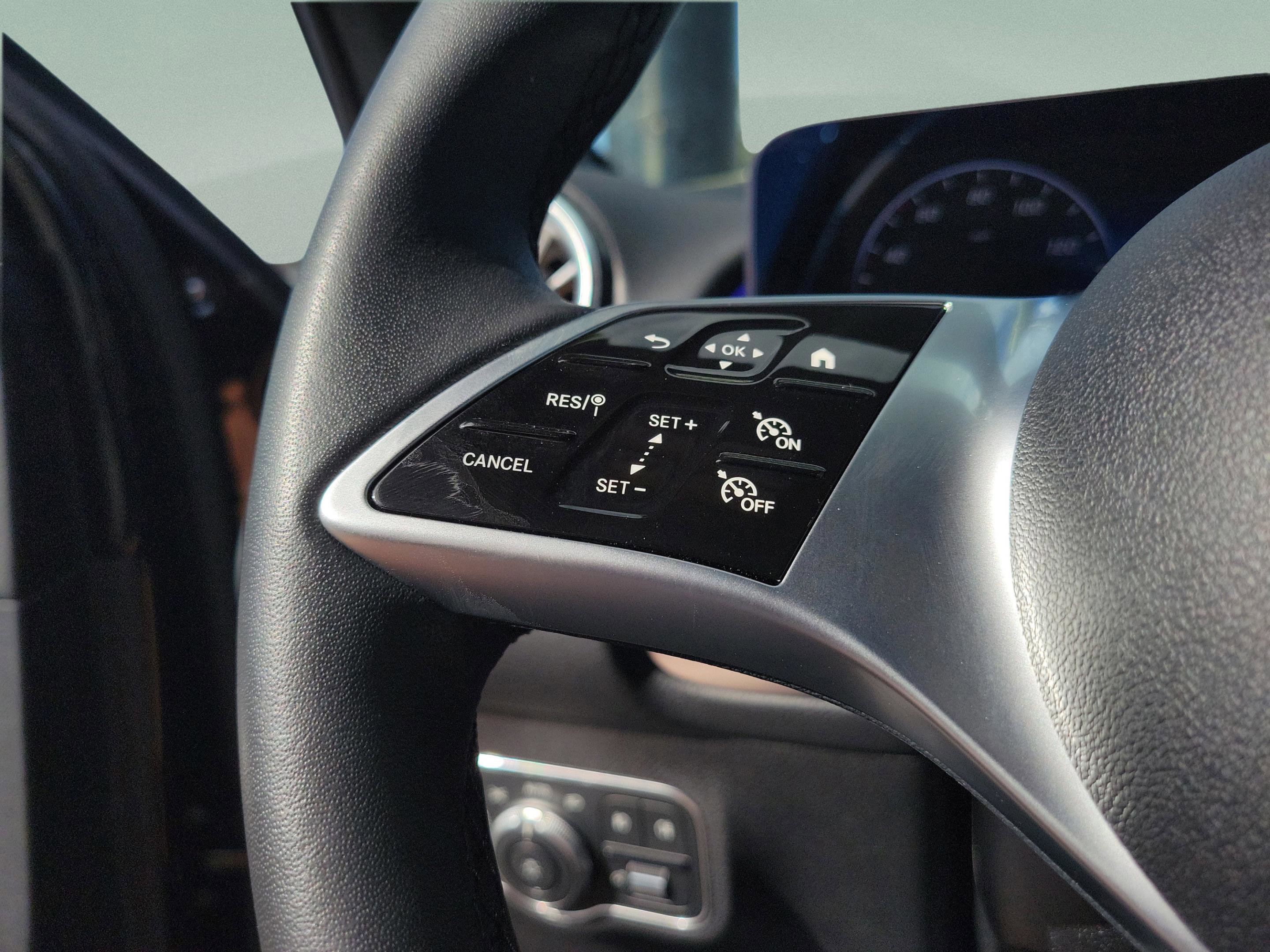 Certified 2026 Mercedes-Benz GLB 250 image 30