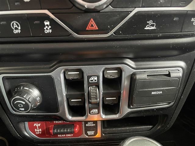 Used 2020 Jeep Gladiator Rubicon w/ Dual Top Group image 19