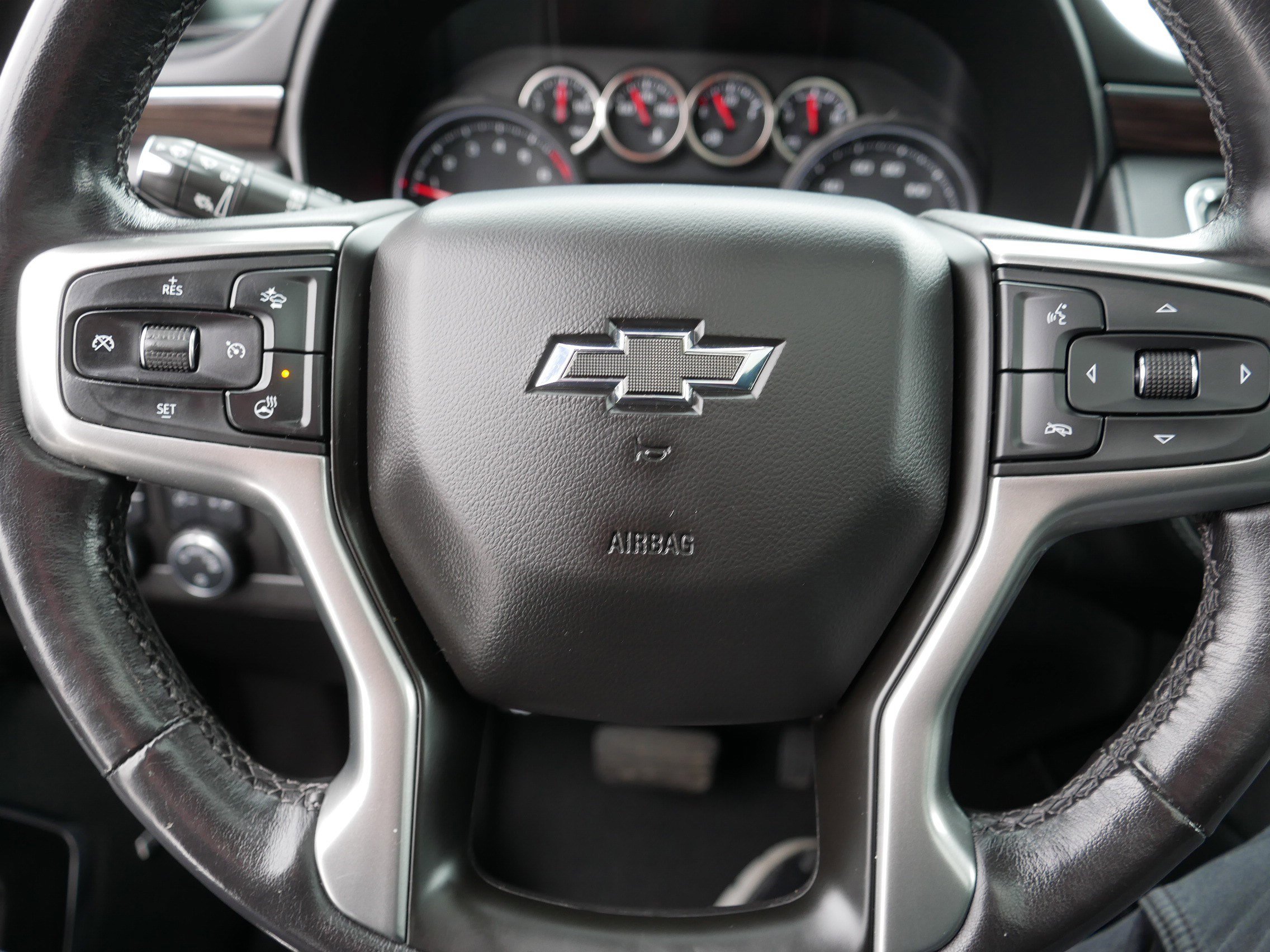 Used 2021 Chevrolet Tahoe Z71 w/ Z71 Signature Package image 25