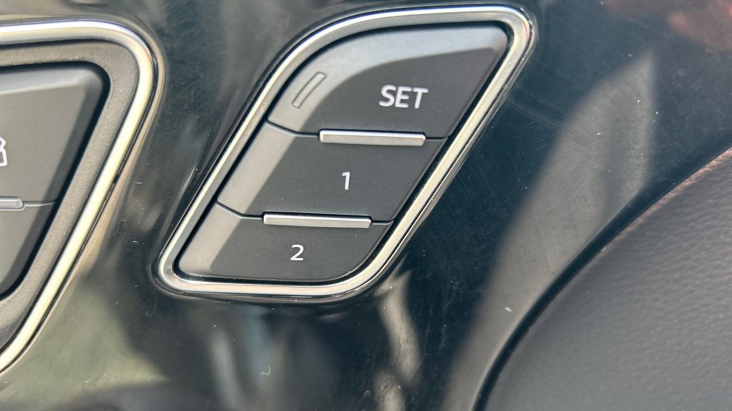 Used 2017 Audi Q7 3.0T Premium Plus w/ Premium Plus Package image 25