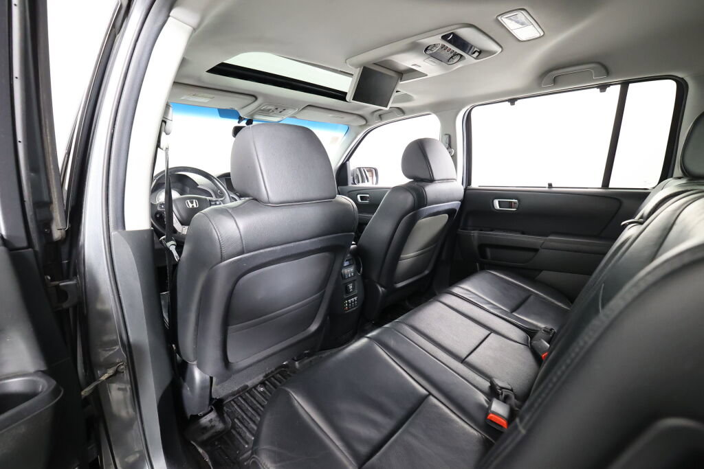 Used 2012 Honda Pilot Touring image 14