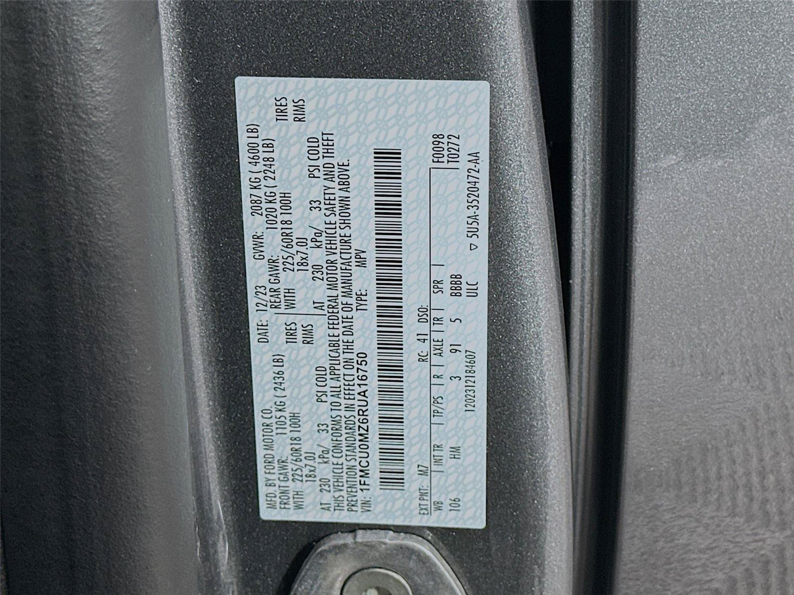 Used 2024 Ford Escape ST-Line w/ Equipment Group 301A FWD image 22