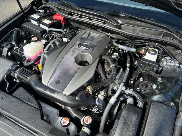 Used 2025 Lexus IS 300 F Sport image 9