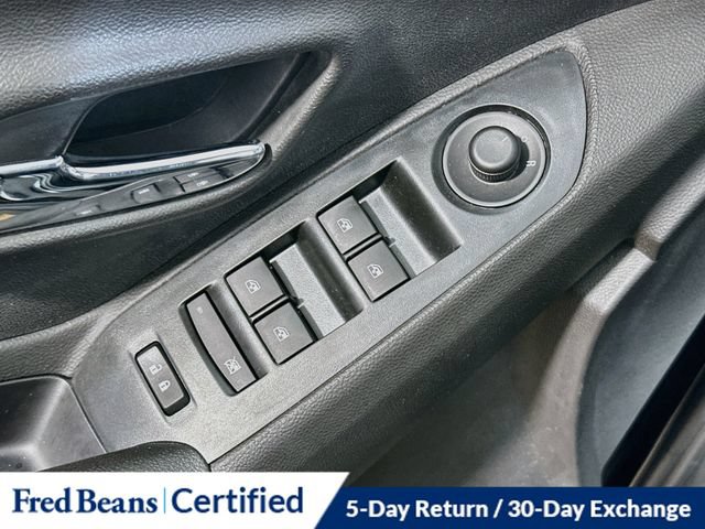 Used 2017 Chevrolet Trax Premier w/ Driver Confidence II Package AWD/4WD image 20