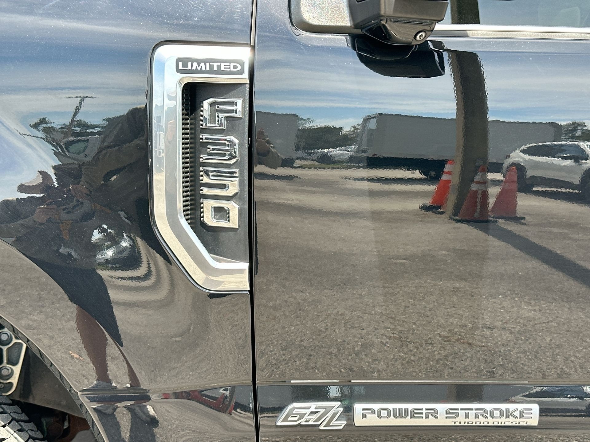 Used 2021 Ford F350 Limited AWD/4WD image 31