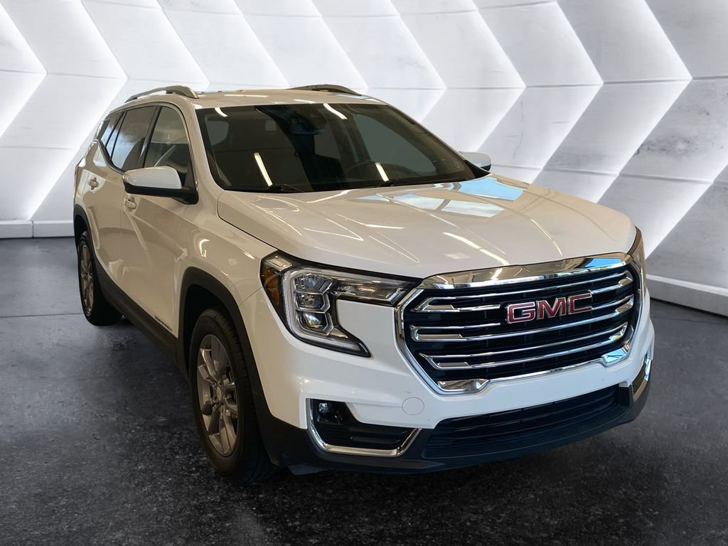 Used 2024 GMC Terrain SLT