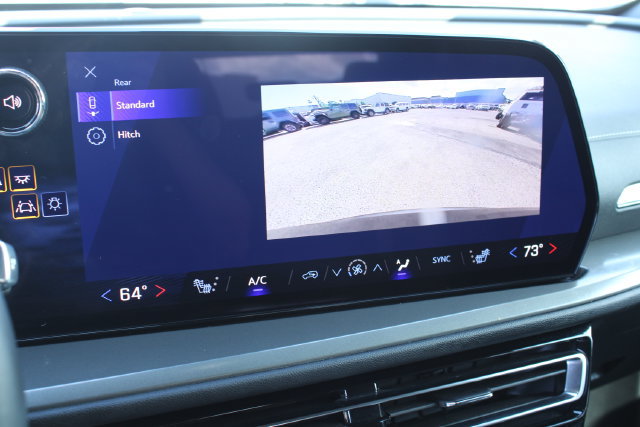 Used 2026 Chevrolet Traverse LT FWD image 25