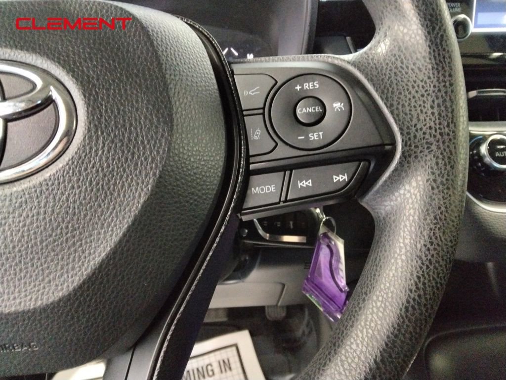 Used 2020 Toyota Corolla LE image 10