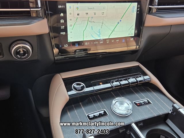 New 2026 Lincoln Navigator Black Label AWD/4WD image 17