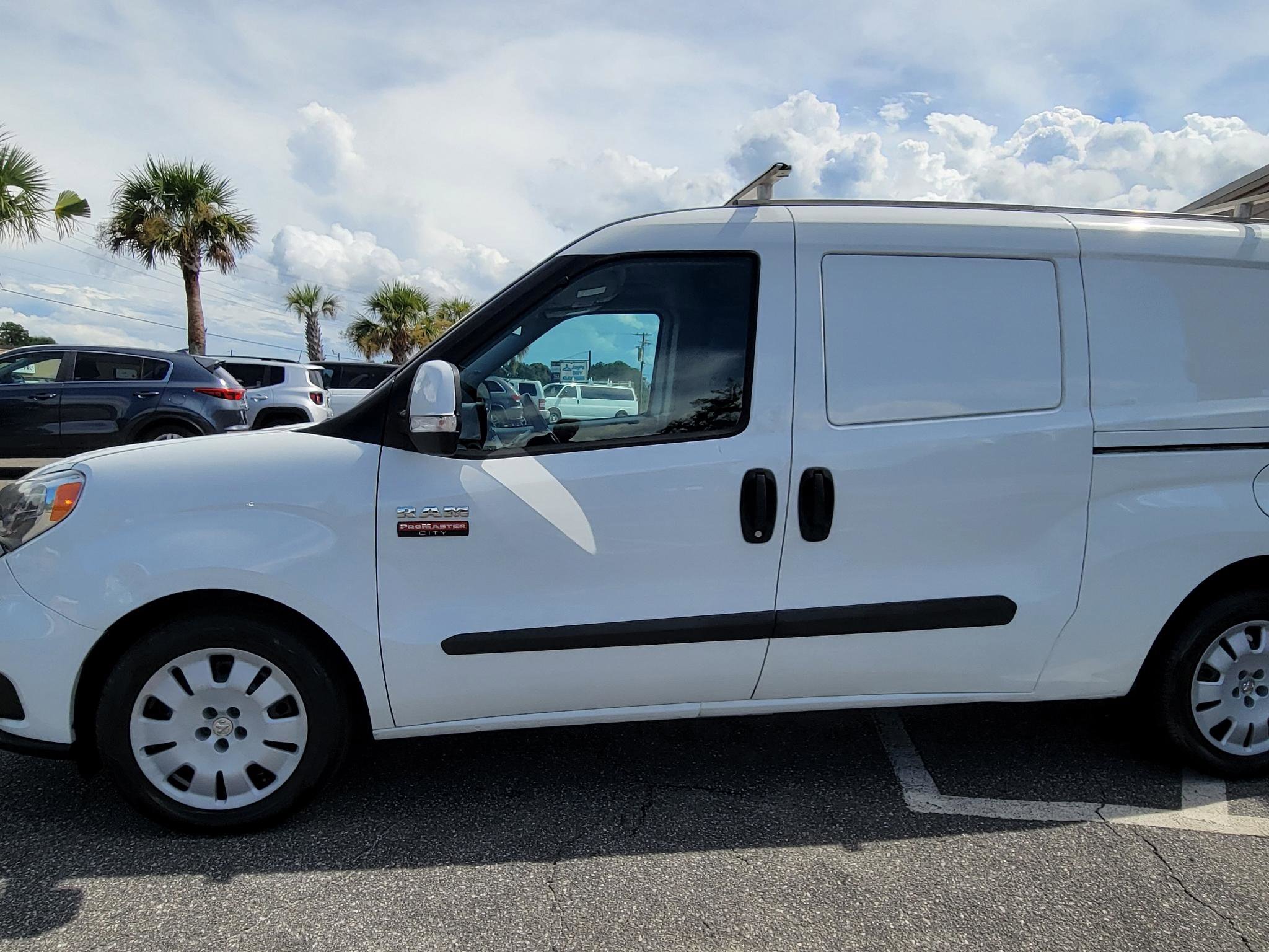 Used 2019 RAM ProMaster City Tradesman SLT FWD image 6