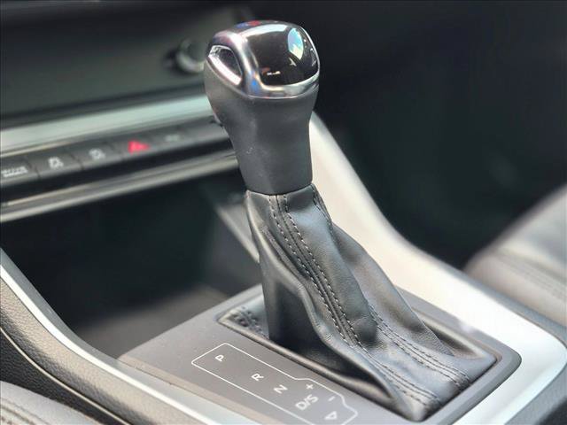 Used 2019 Audi Q3 2.0T Premium w/ Convenience Package AWD/4WD image 13