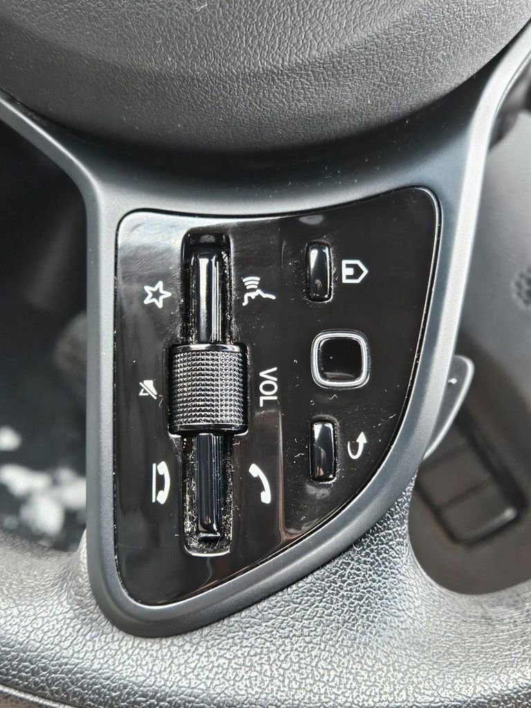 Used 2024 Mercedes-Benz Sprinter 2500 image 16