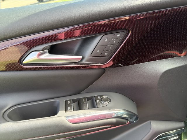 New 2027 Chevrolet Traverse RS AWD/4WD image 27