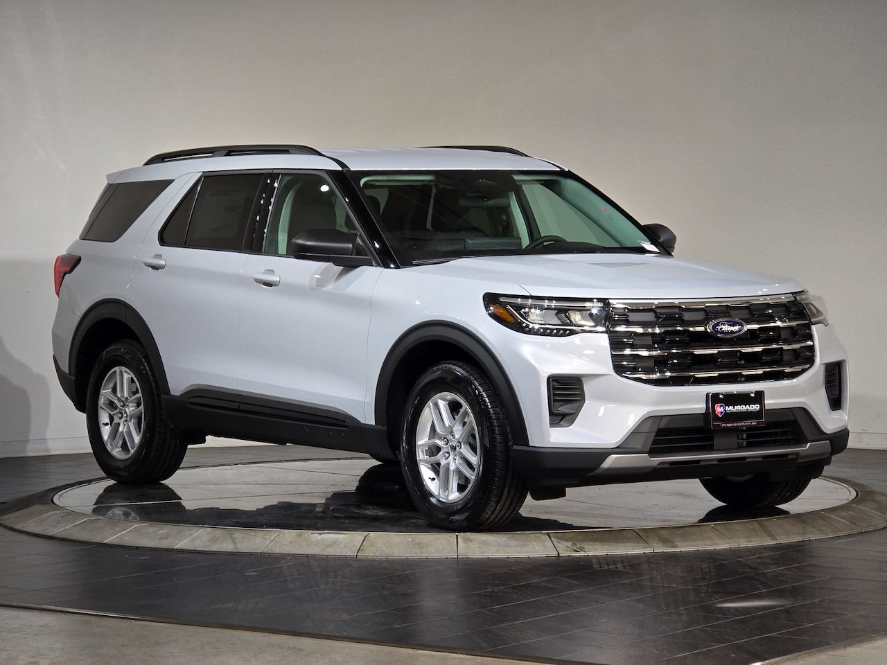 New 2026 Ford Explorer Active AWD/4WD image 2