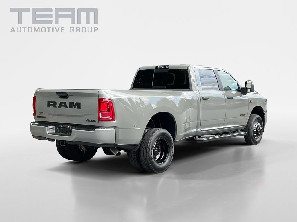 New 2027 RAM 3500 Big Horn AWD/4WD image 7