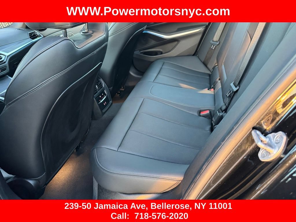Used 2024 BMW 330i Sedan w/ Convenience Package RWD image 23