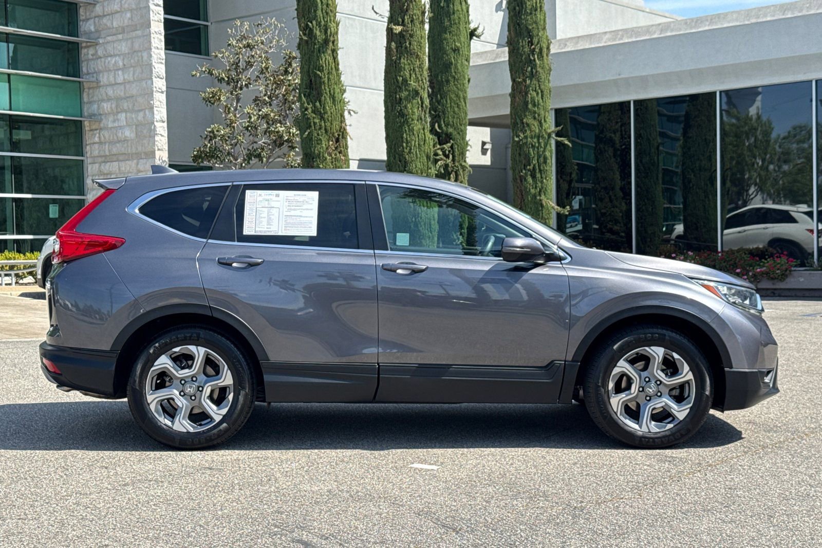 Used 2019 Honda CR-V EX image 3