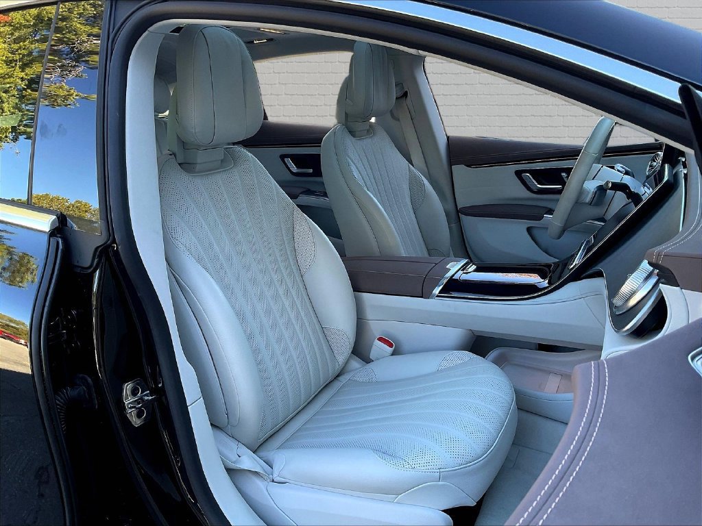 Used 2023 Mercedes-Benz EQS 450+ Sedan w/ AMG Line Exterior Package image 23
