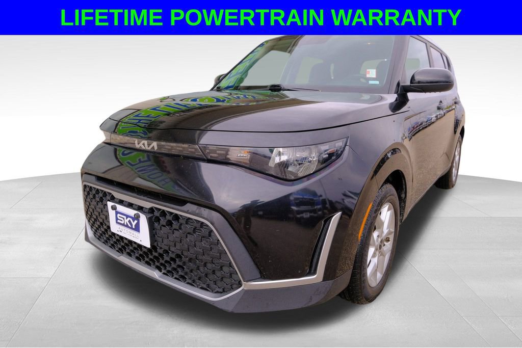 Used 2023 Kia Soul LX w/ LX Technology Package