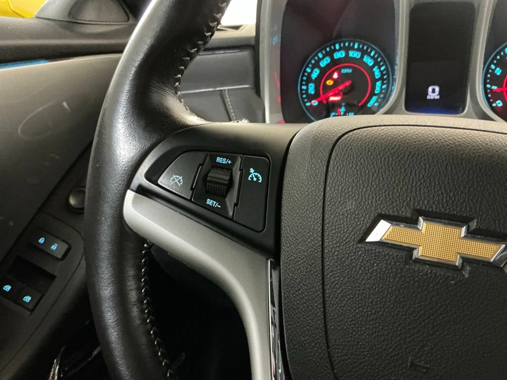 Used 2015 Chevrolet Camaro SS RWD image 14