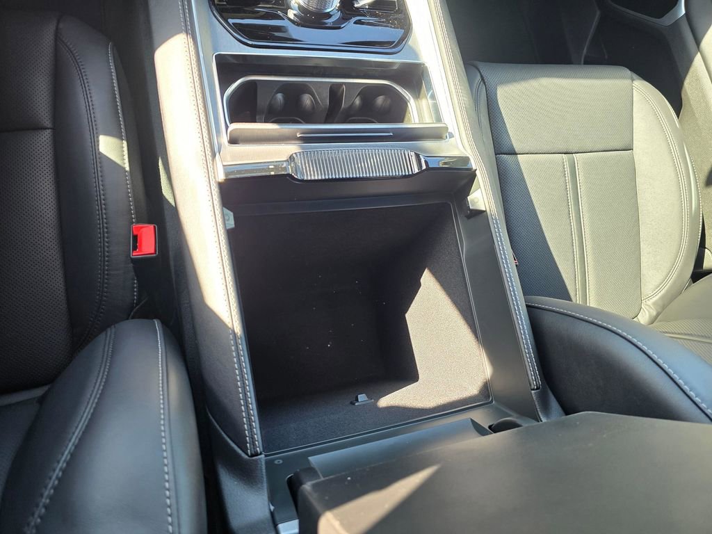 New 2026 Jeep Grand Wagoneer Limited AWD/4WD image 27