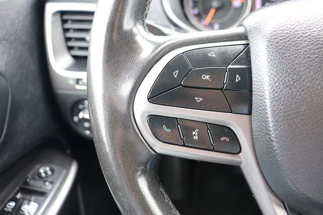 Used 2020 Jeep Cherokee Latitude Plus FWD image 18